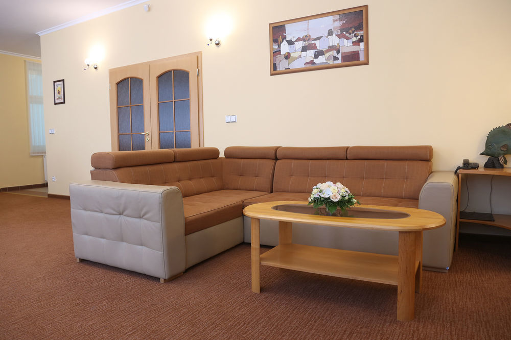 Riverside Apartments Thalia Karlovy Vary Esterno foto